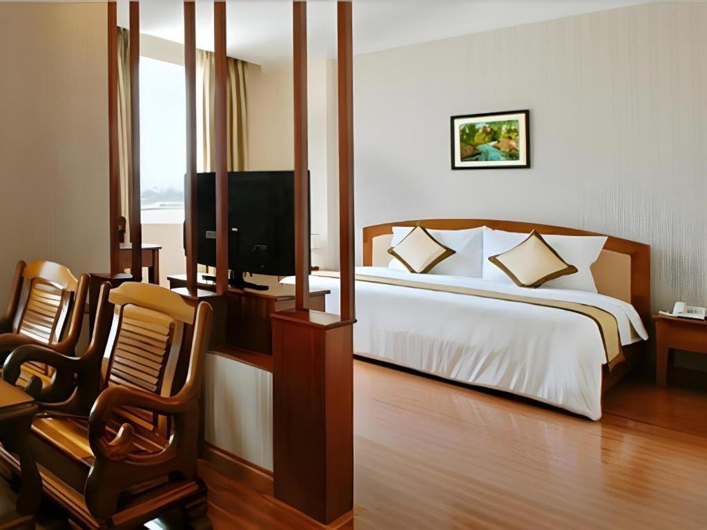 Bamboo Hotel 3*